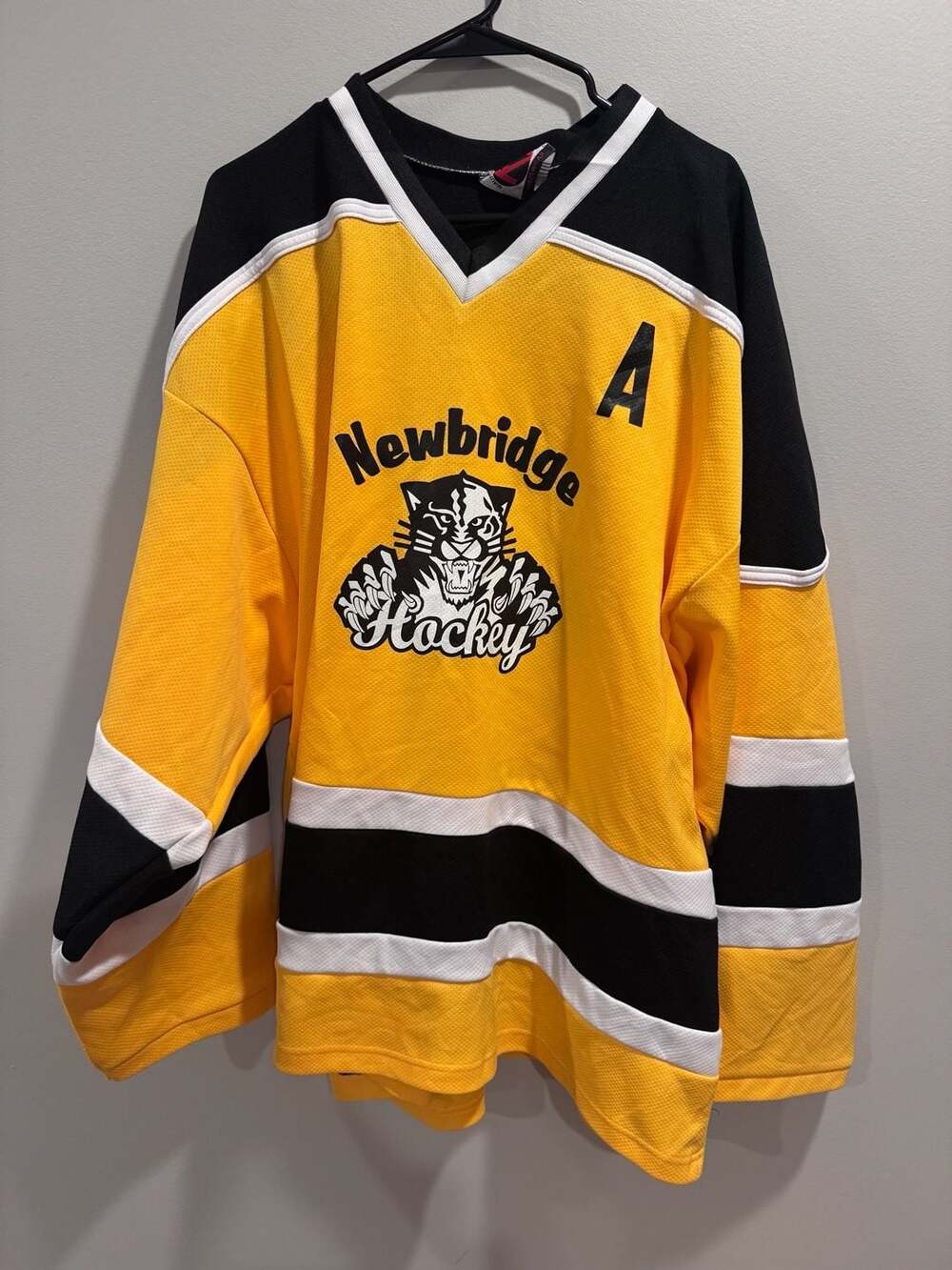 K1 Sportswear Newbridge Hockey Yellow Jersey Size Large
